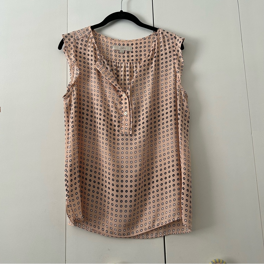 LOFT Sleeveless Blouse